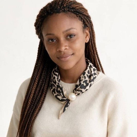 Magnetic Pearl Scarf Leopard