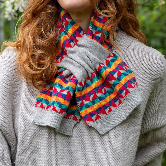 Grey and multi mix geometric pull through Scarf