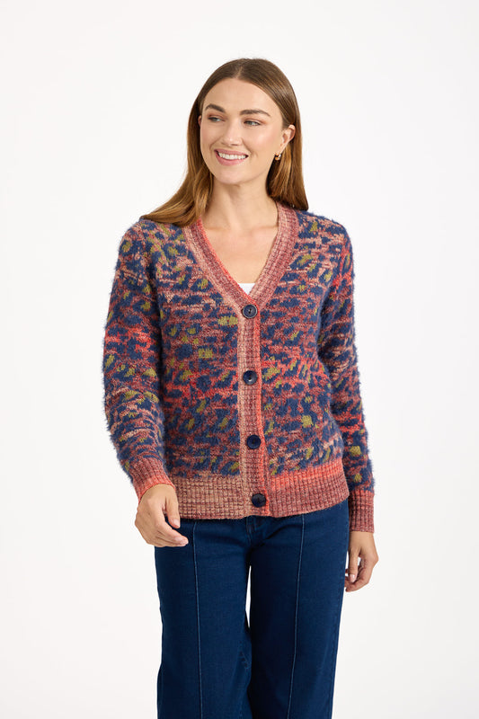 Mudflower
Fluffy Leopard Print Knit Cardigan Red
